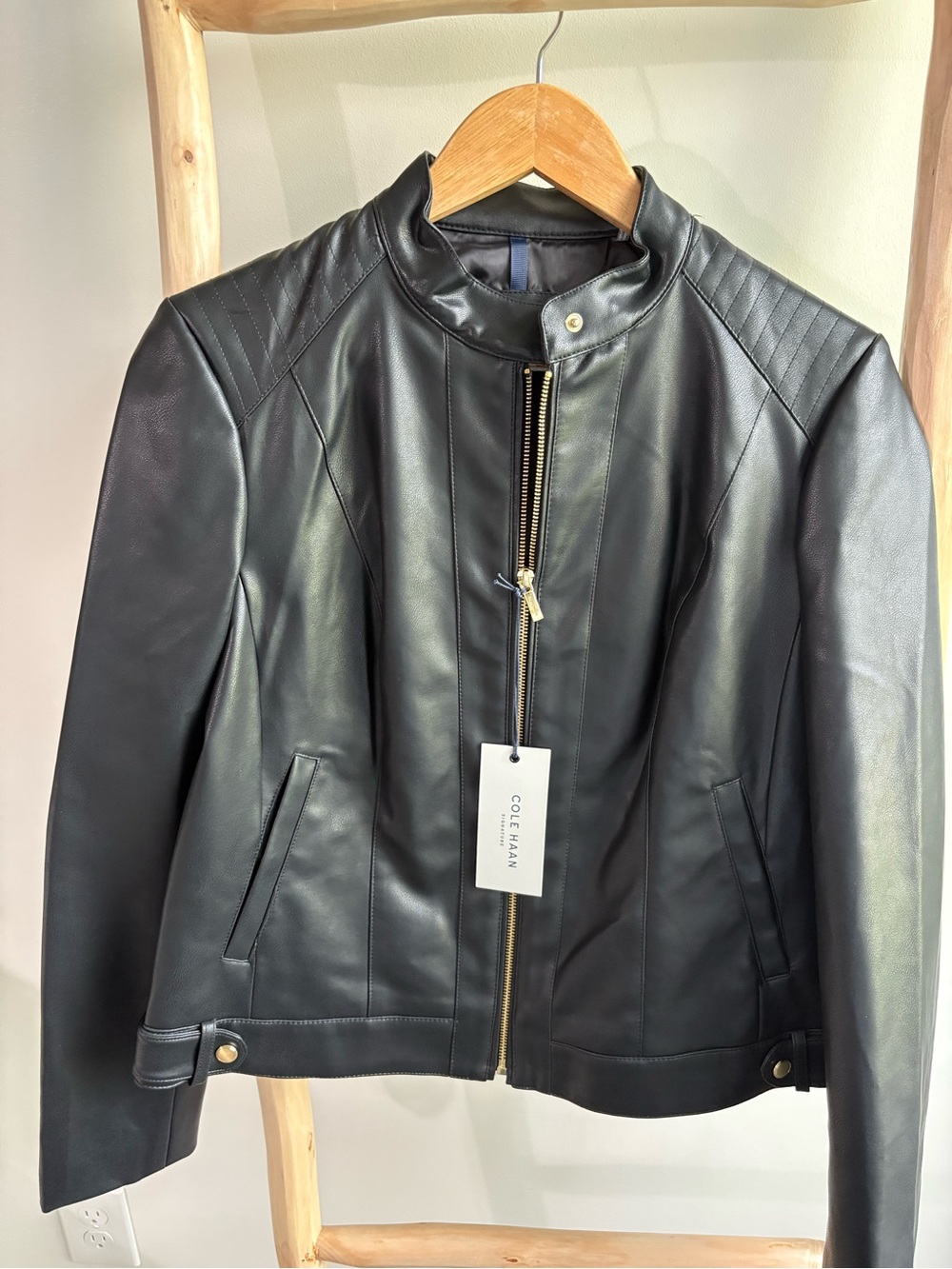 NWT Cole Haan Signature Black Faux Leather Moto Jacket Gold Hardware Large - Picture 11 of 12